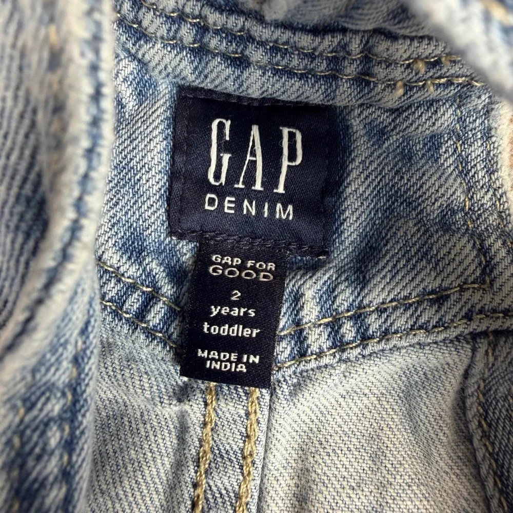 Gap Girls Denim Overall Shorts Heart Distressed Blue 2T